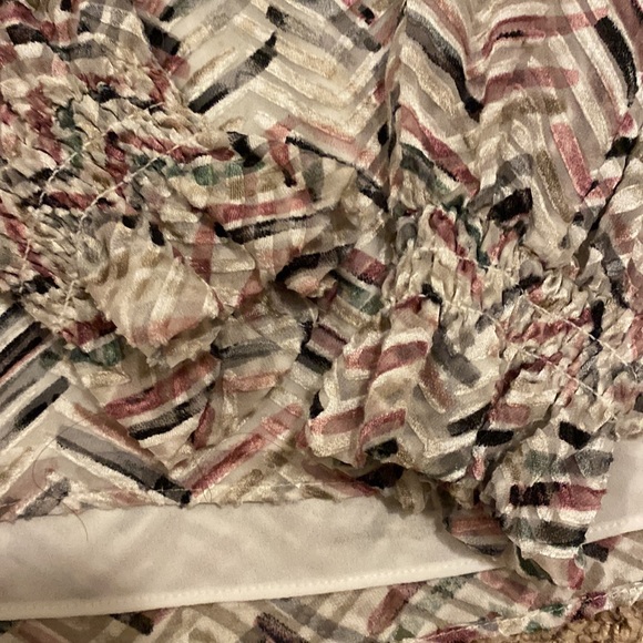 WHBM blouse - Picture 4 of 4